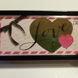Too Faced Love Palette